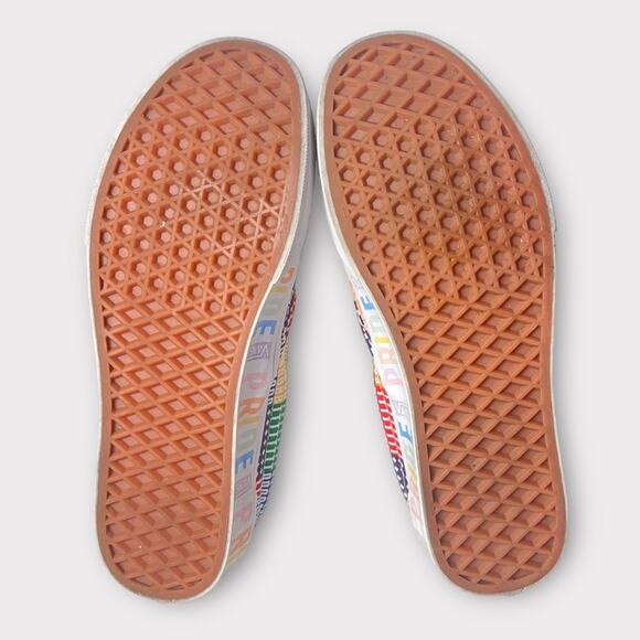 Vans Classic Rainbow Pride Slip-On Sneakers Women’s 8.5, Men’s 7 Canvas LGBTQ - Picture 5 of 7